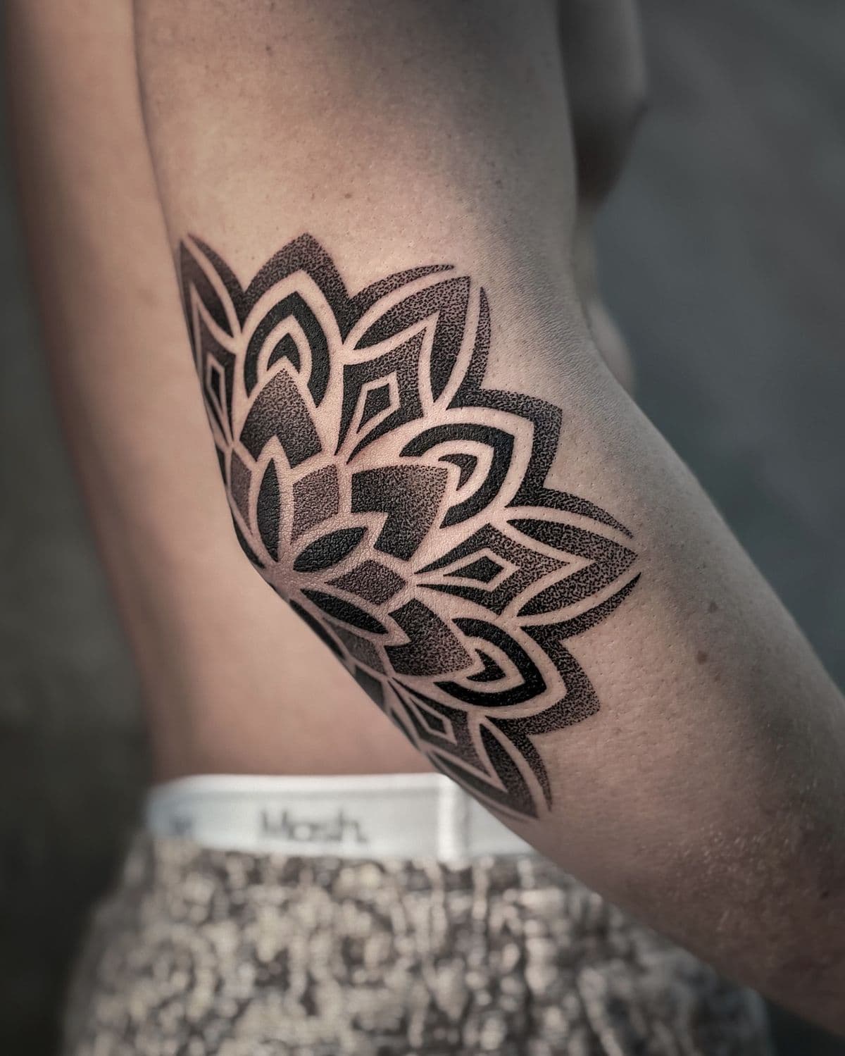 27 mandala tattoo ideas, from floral hands to geometric sleeves