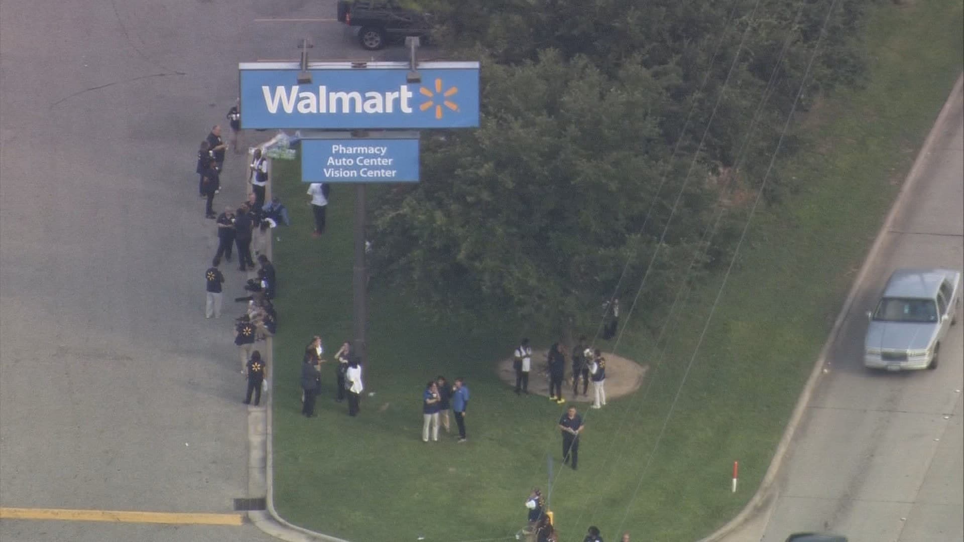 Walmart Near FM 1960 Evacuated After Bomb Threat; No Device Found