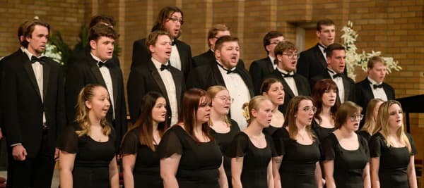 University of Jamestown Presents Holiday Concerts, Students Lead Festive Performances