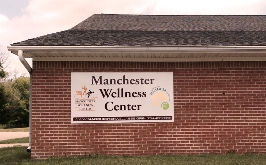 Connected LLC Opens Multi-Service Wellness Center in Manchester Featuring Community Yoga