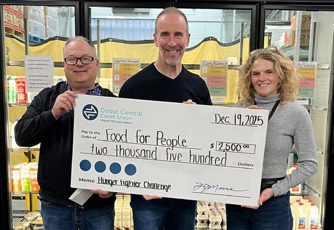 Local Credit Union Matches Member Gifts, Donates Five Thousand to Food Bank