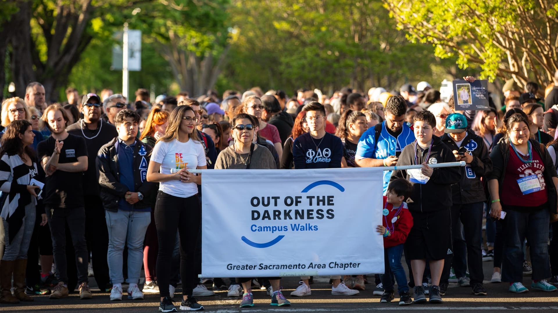 University of Oregon walk raises $15,000 for suicide prevention