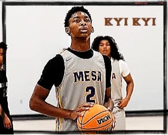 Elijah King fuels St. Joe's sixth straight 82-62 NIC win at Adams