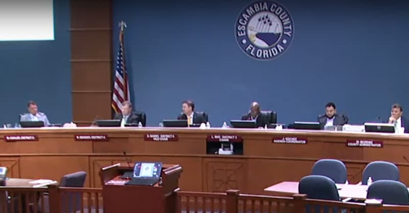 Escambia County moves toward stricter leash rules for public spaces