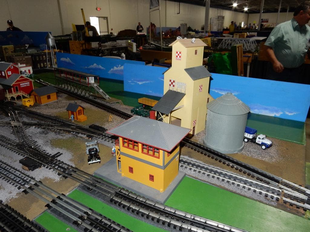 SAMRA Celebrates 50th Jamboree with Multi-Layout Exhibits and Al Boos