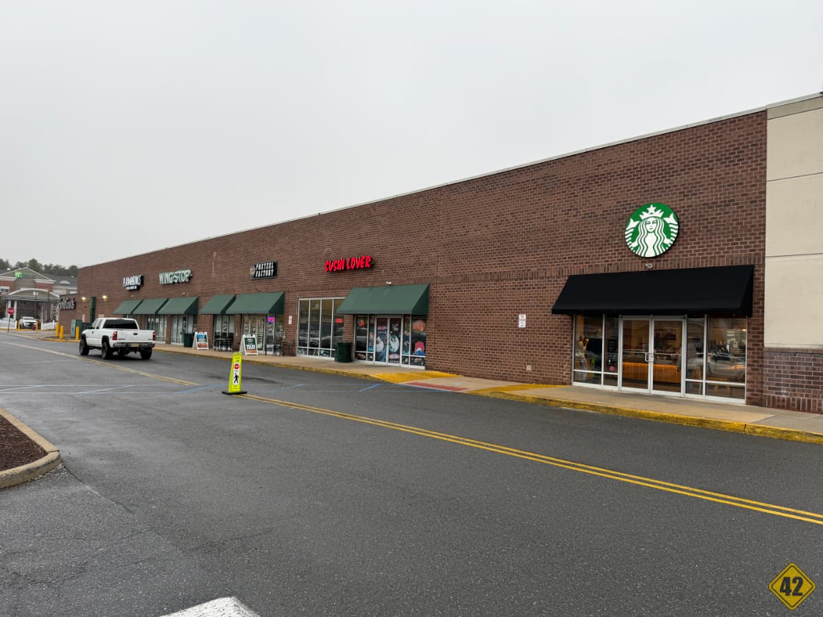 Vineland's Cumberland Mall Food Row Adds Wingstop, Playa Bowls Open