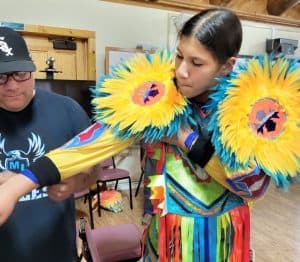 UW Extension 4-H Pledge Translated into Menominee Language to Strengthen Youth Leadership