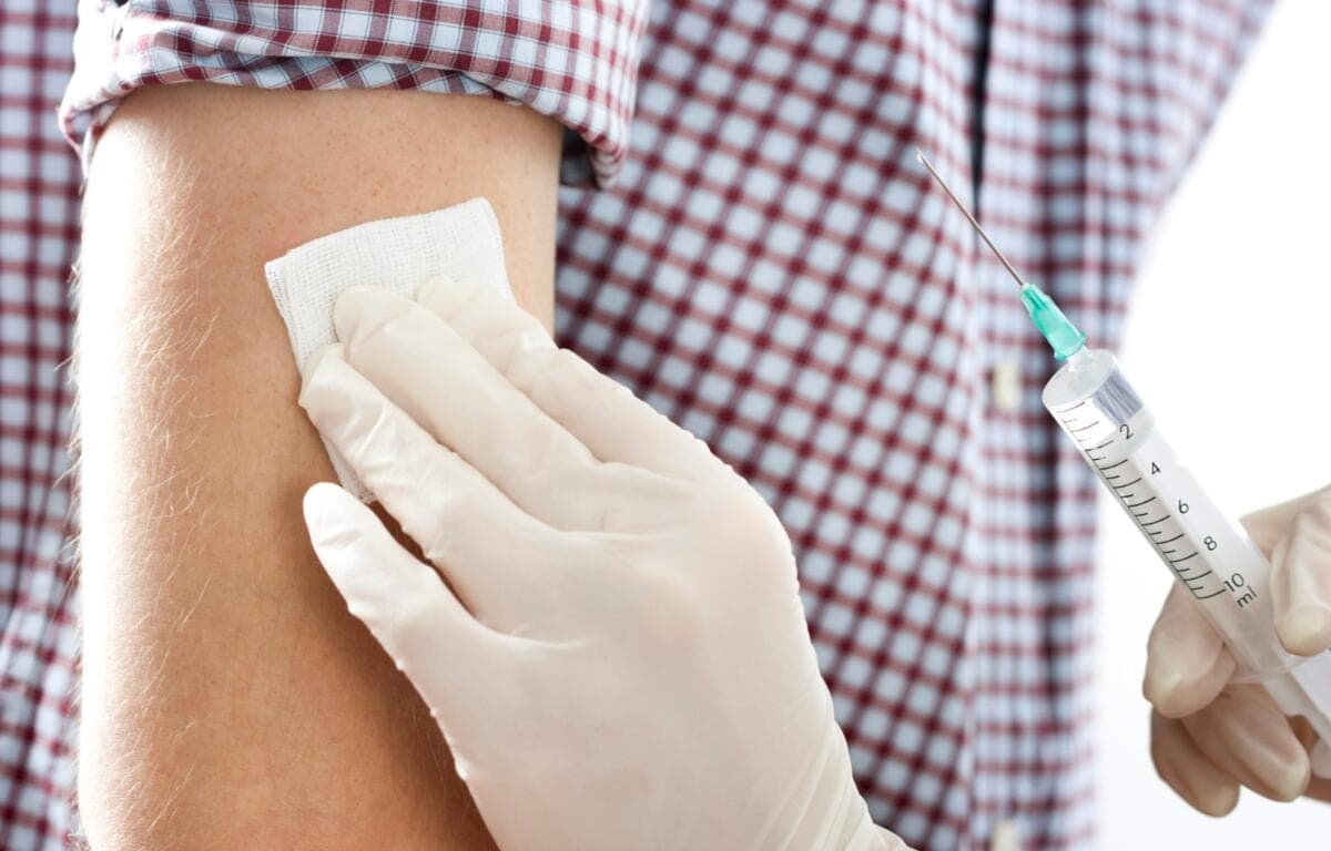 Buncombe Doctors Urge Vaccination After Western Child's Flu Death