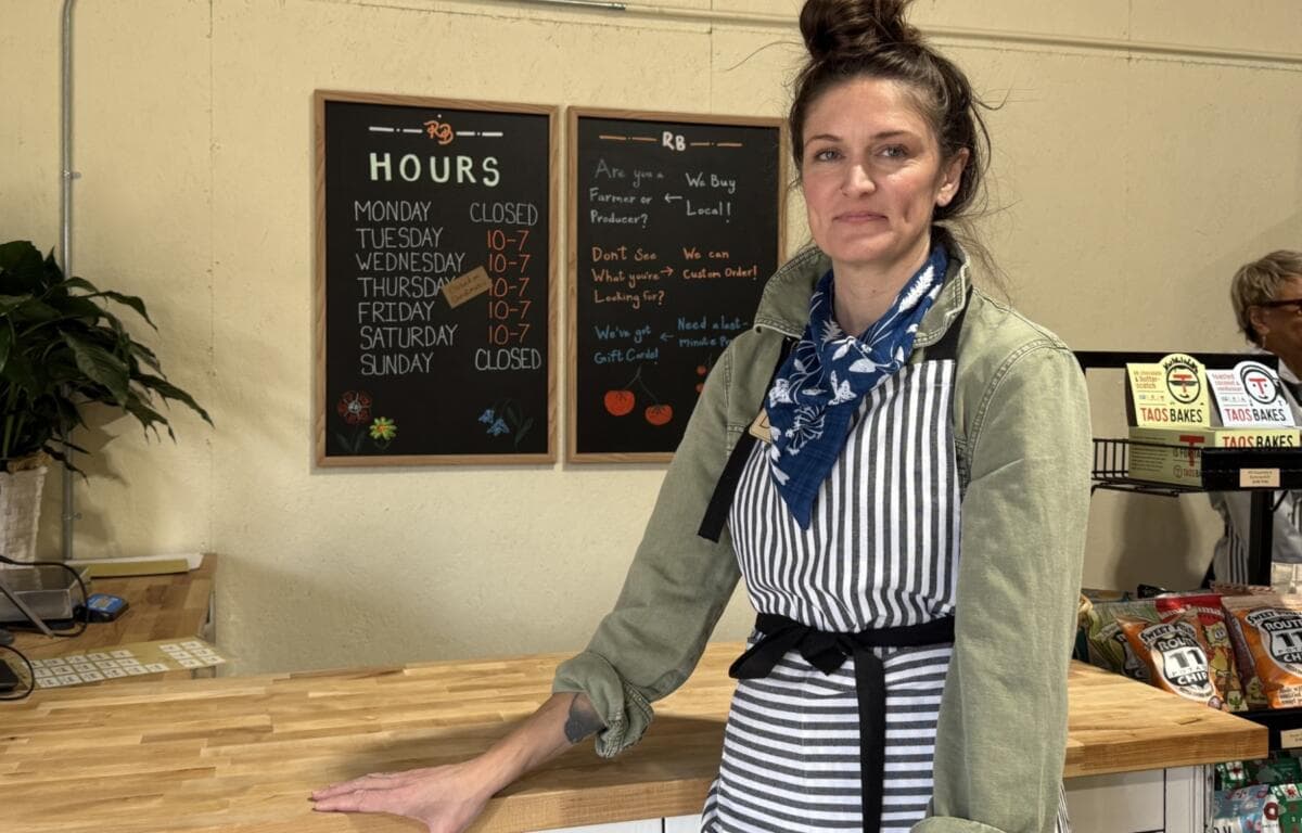 New neighborhood grocery opens in Swannanoa, restores local food access