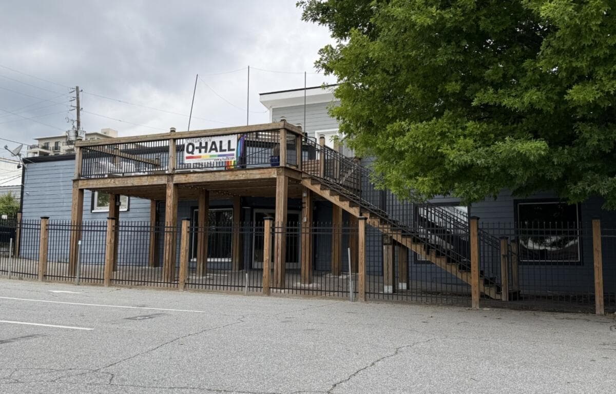 Asheville to get first women’s sports bar, lesbian bar Q-Hall