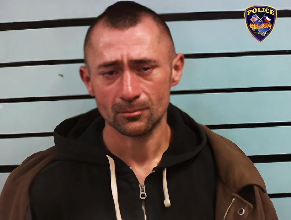 Vito Gonzalez arrested after attempting to force entry into Del Rio home