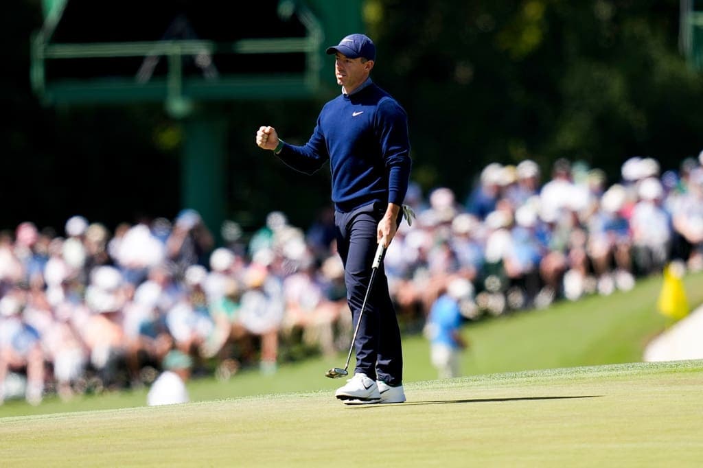 McIlroy and Reed Share Masters Lead at 6-Under After Round 2