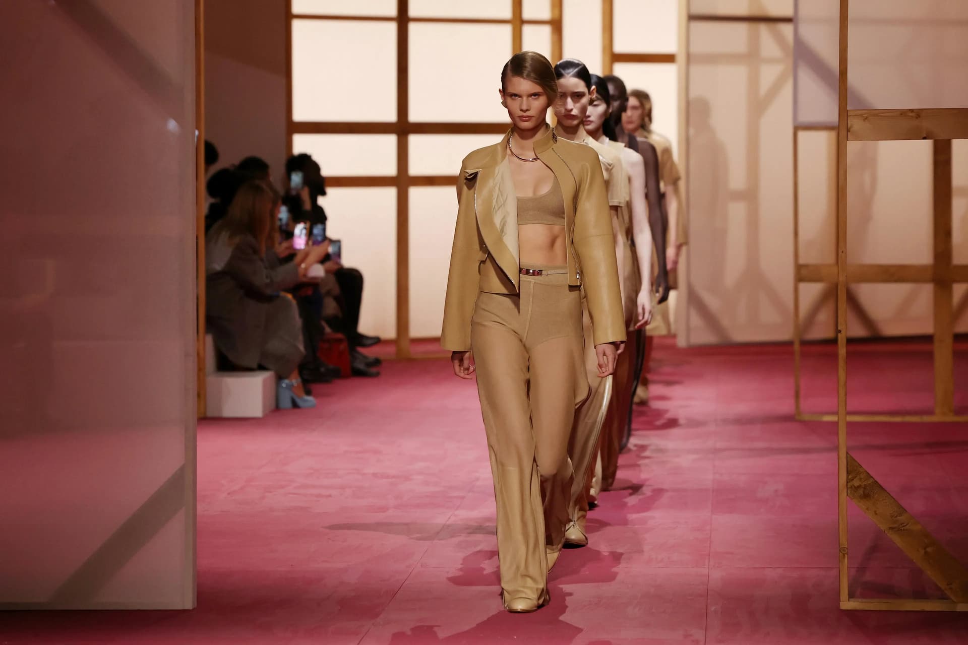 Hermès sets first haute couture runway show for Paris in 2027
