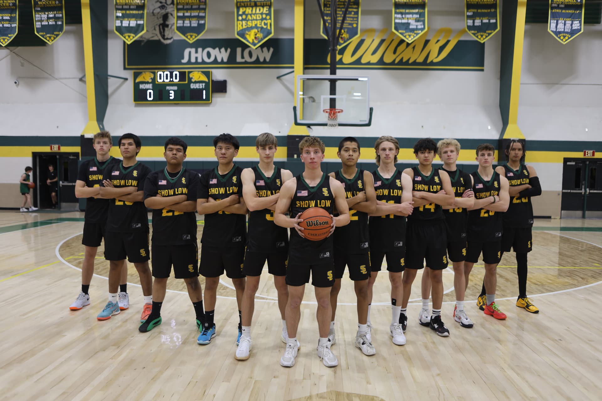 Show Low boys host Chinle after 3-0 start