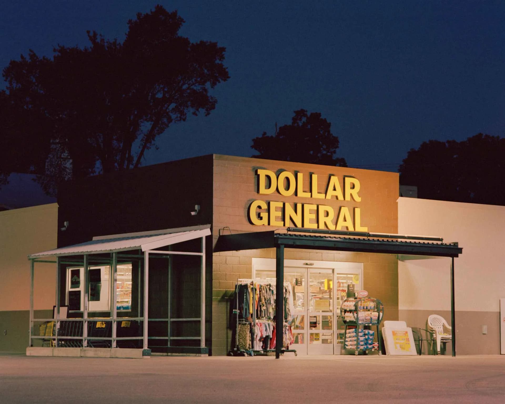 Viral Post Calling Dollar General a Parasite Ignites Small-Town Economic Debate