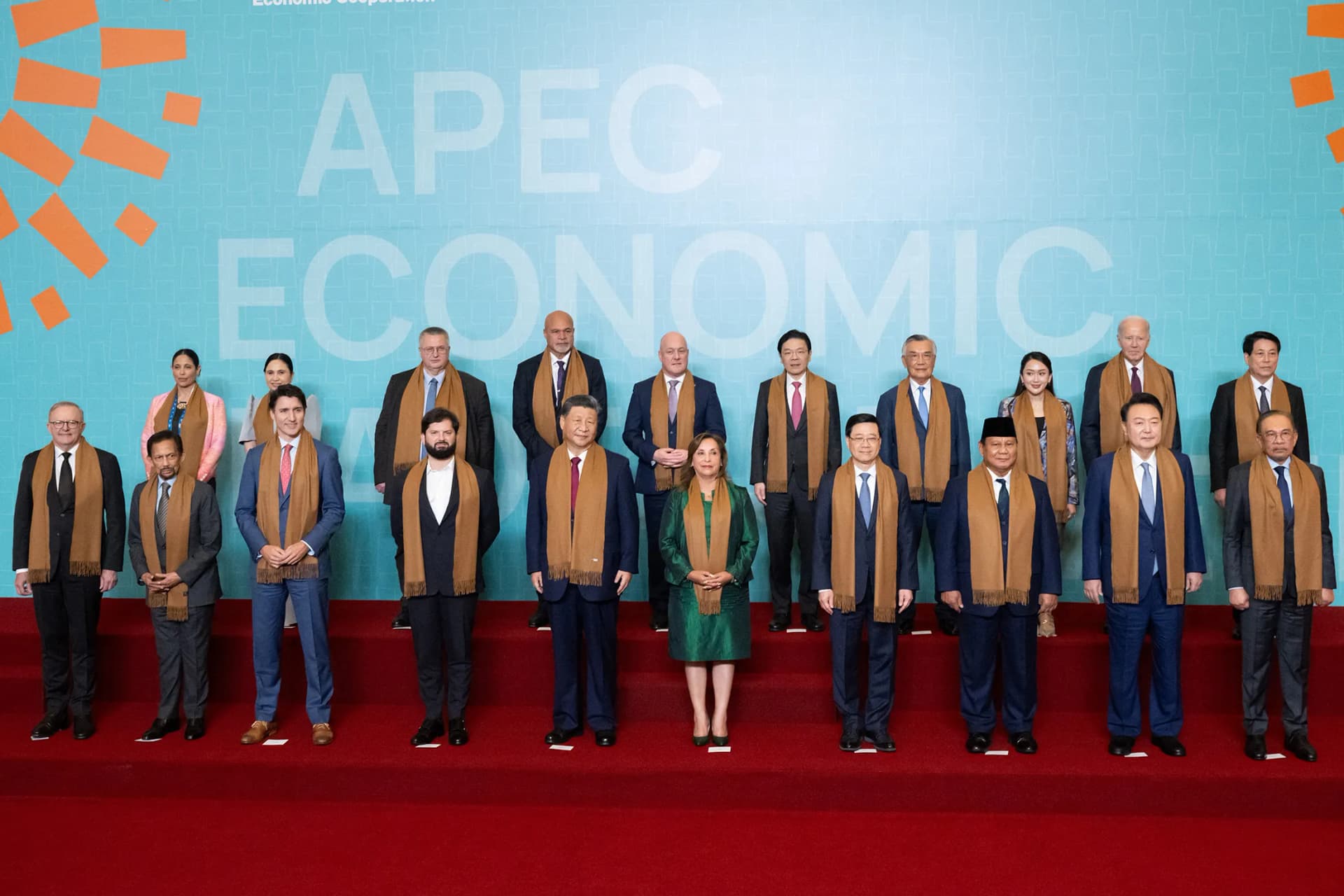 Asia-Pacific Leaders Close APEC as Trump-Xi Trade Truce Reshapes Outlook
