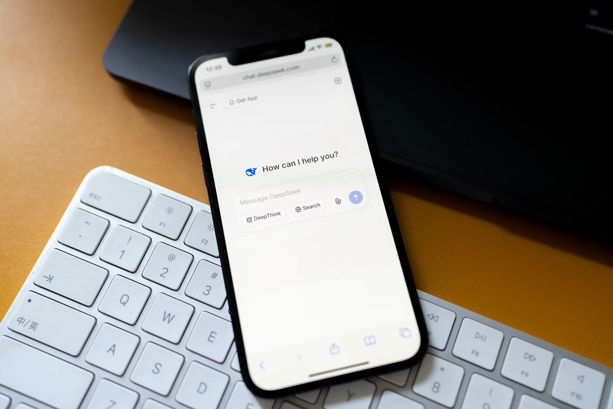 OpenAI, Anthropic, Google Unite to Fight AI Model Copying From China