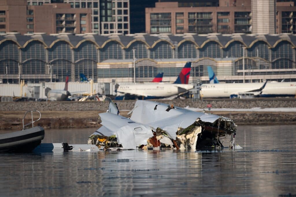 NTSB faults FAA route design and safety failures in deadly DCA midair crash