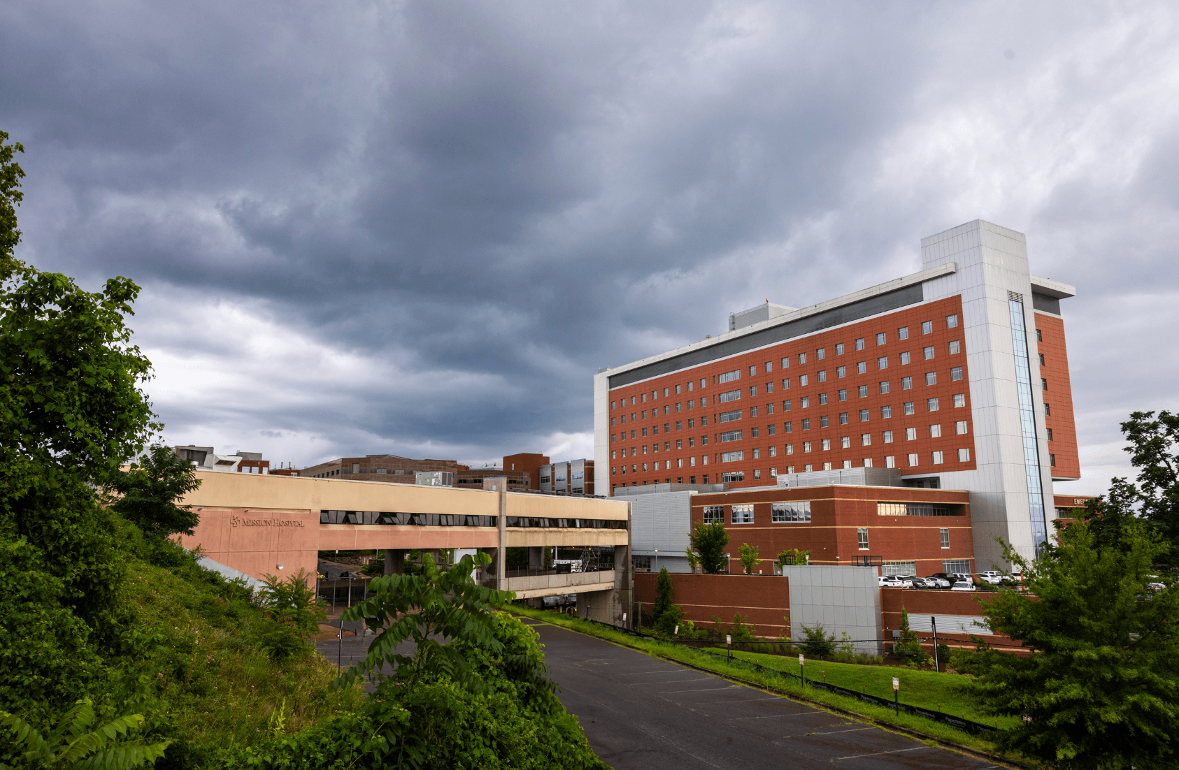 Mission Health settles $1.56 million wage lawsuit for hourly workers