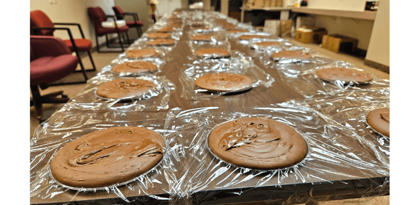 Baker County Cattlewomen Sell Chocolate Cow Pies at Bazaar