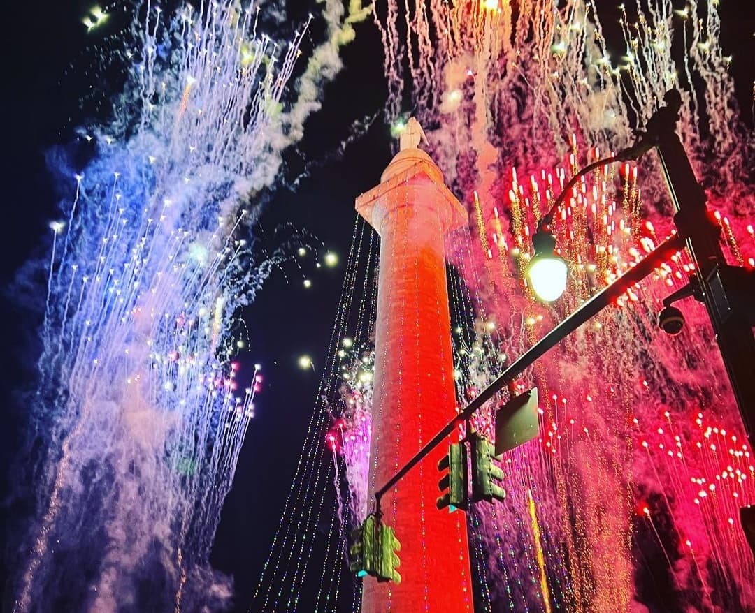 Mount Vernon holiday lighting prompted street closures, transit detours