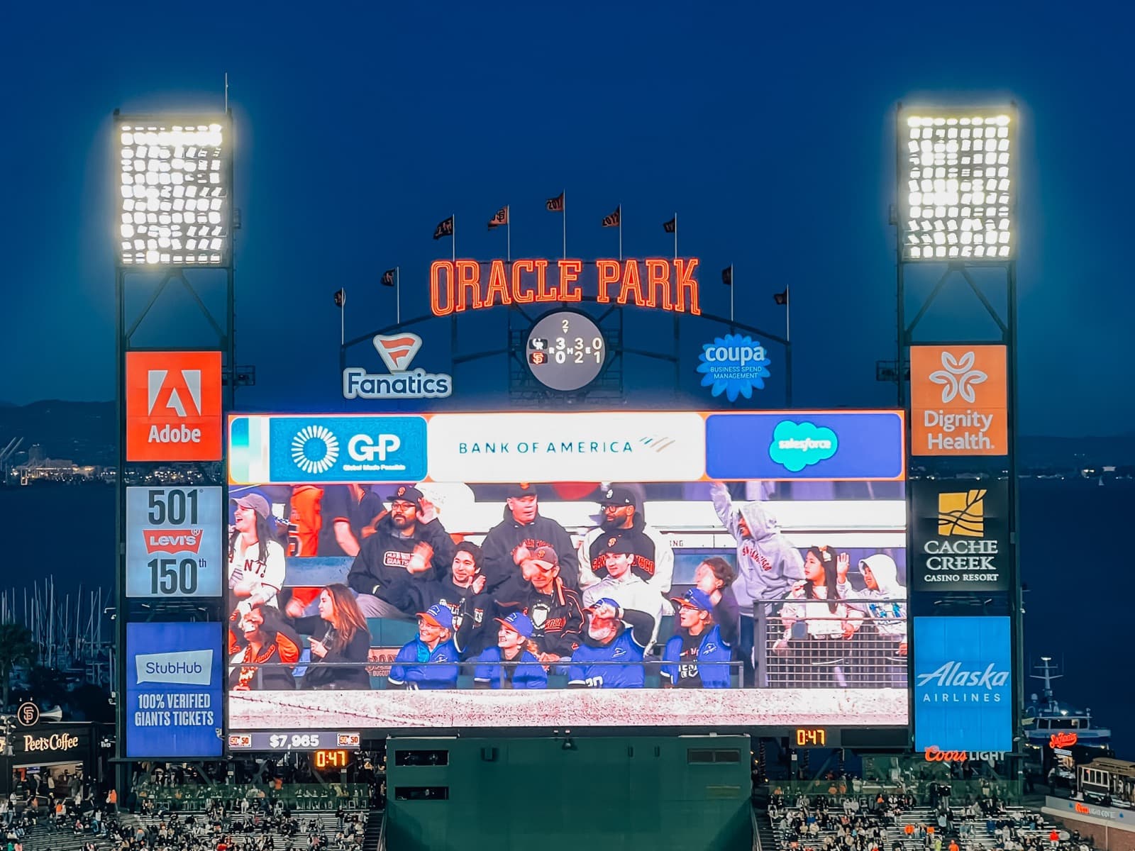 Giants Unveil 2026 Oracle Park Fan Experience With New Food, Giveaways