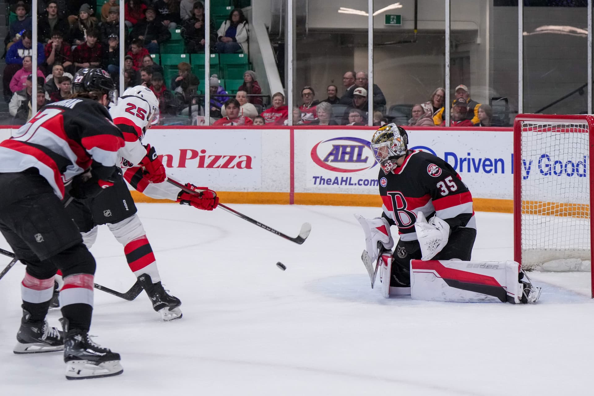 Meriläinen's 40-Save Shutout Lifts Belleville Senators to 1-0 Win