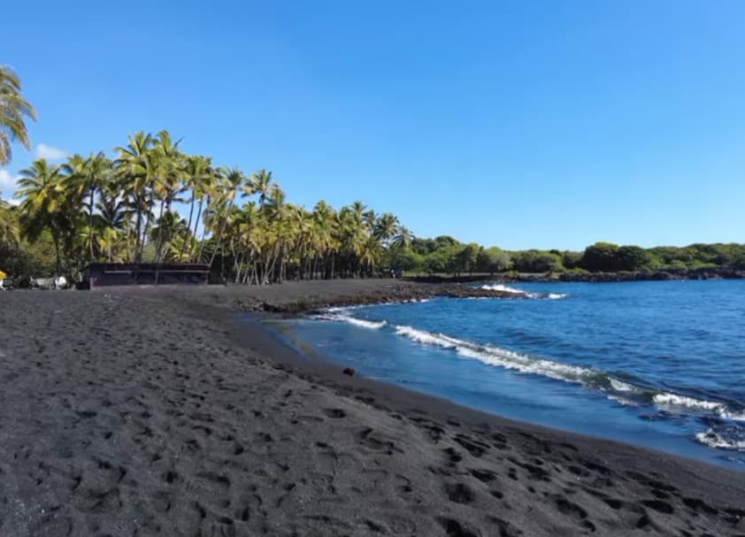 Punaluu Black Sand Beach Park lease extended through 2026