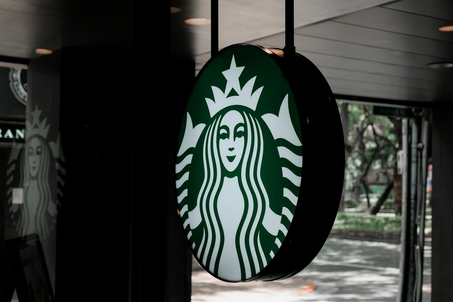 Brookline Village Starbucks baristas vote 6-1 to unionize