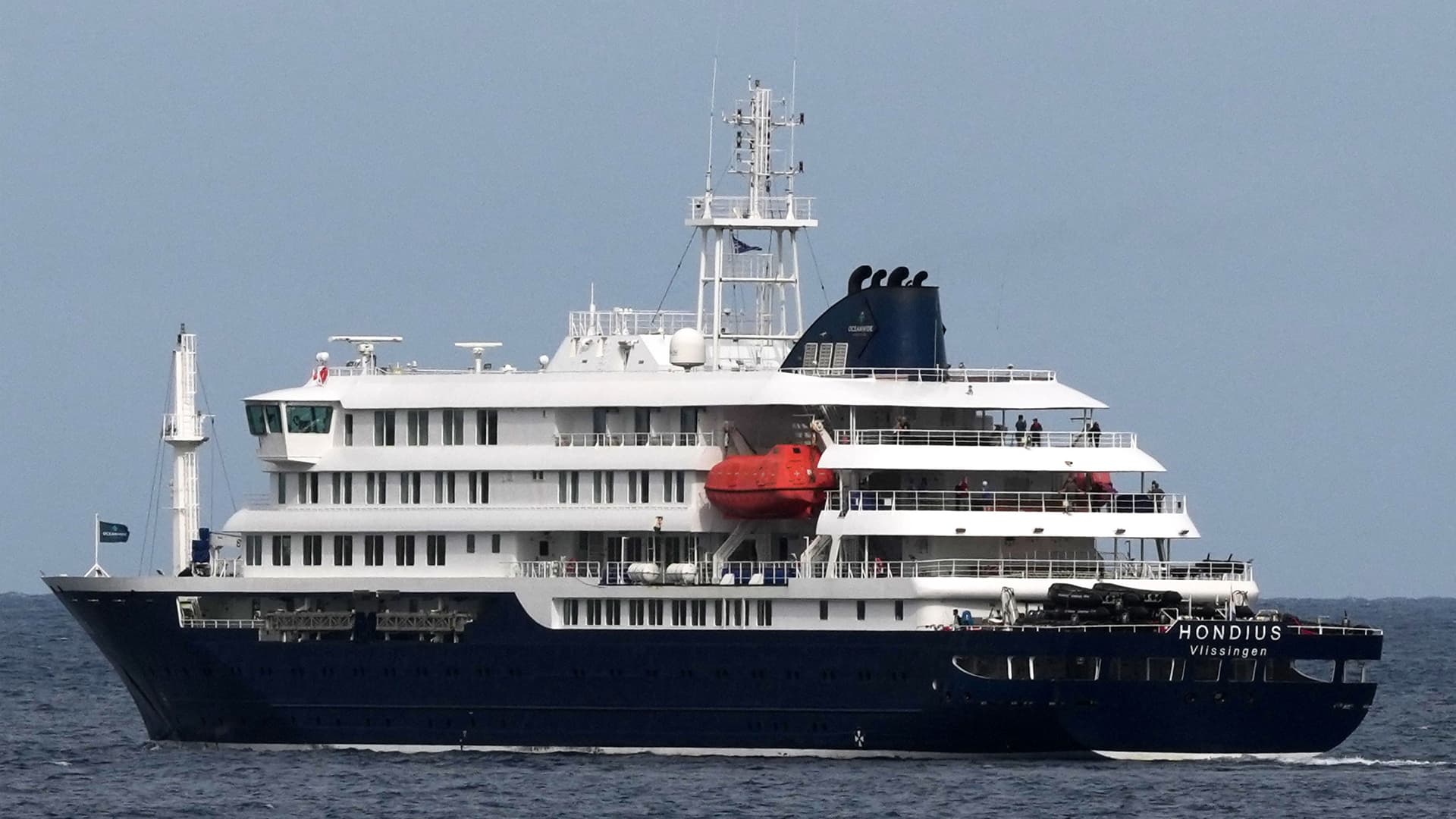 CDC activates emergency center as hantavirus outbreak spreads on cruise ship