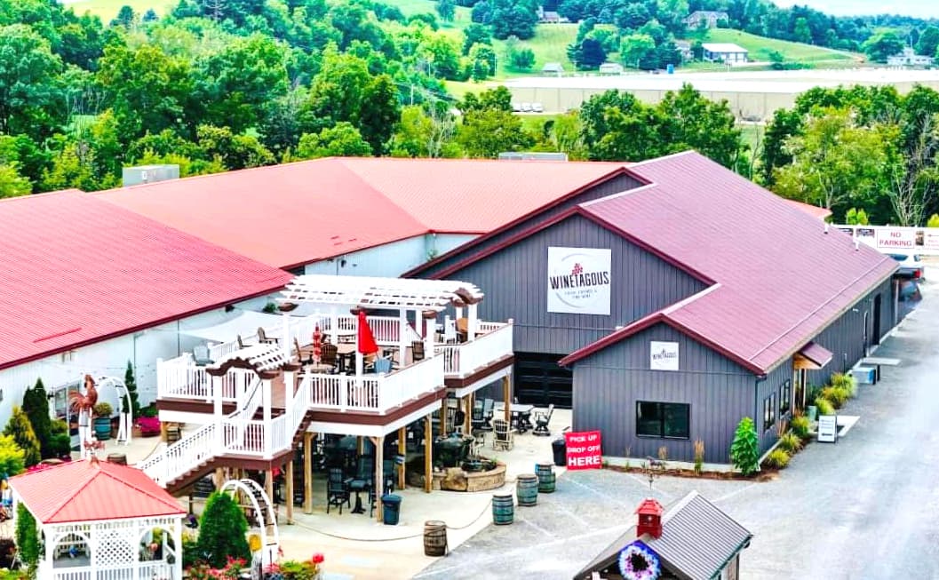 Walnut Creek Marketplace adds winery, keeps drawing shoppers and foodies
