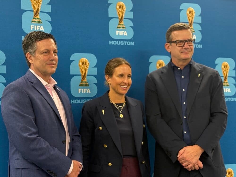FIFA Praises Houston Preparations as World Cup Nears, Pitch Still Missing