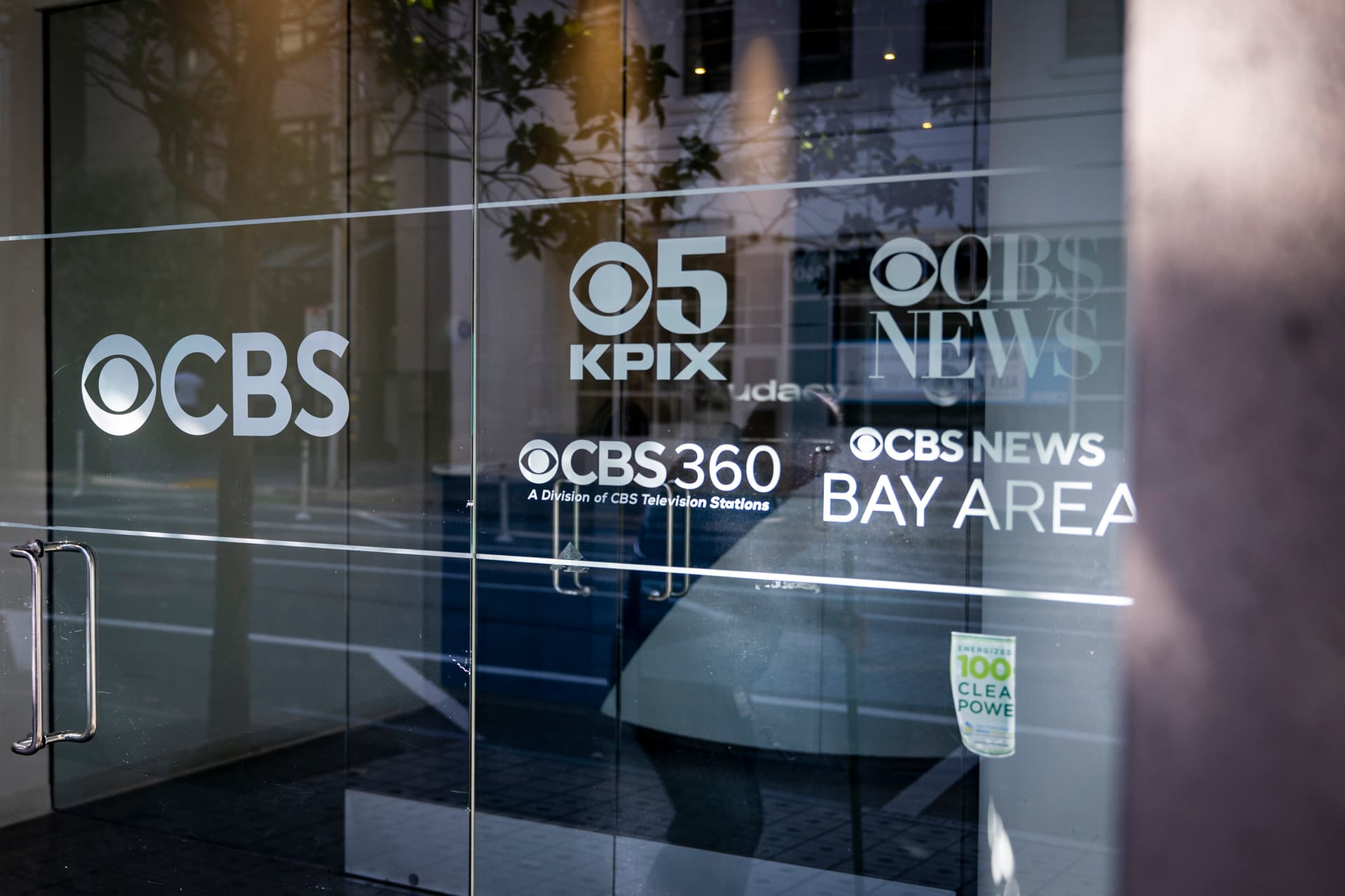 CBS Bay Area Newsroom Workers Walk Out Over Stalled Contract Talks