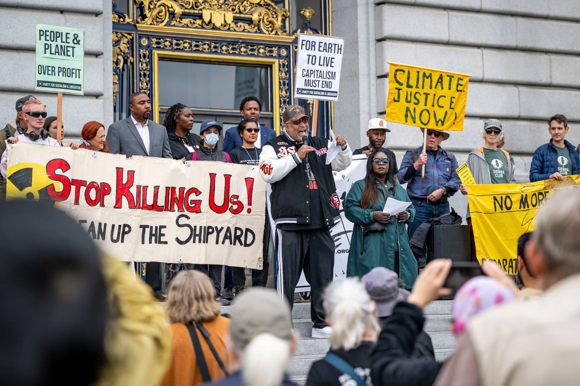 Hunters Point activists demand full cleanup after new radioactive find