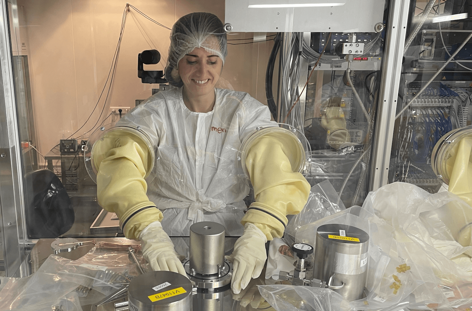 LANL Researchers Set New Limits on Neutrino Mass in Underground Experiment