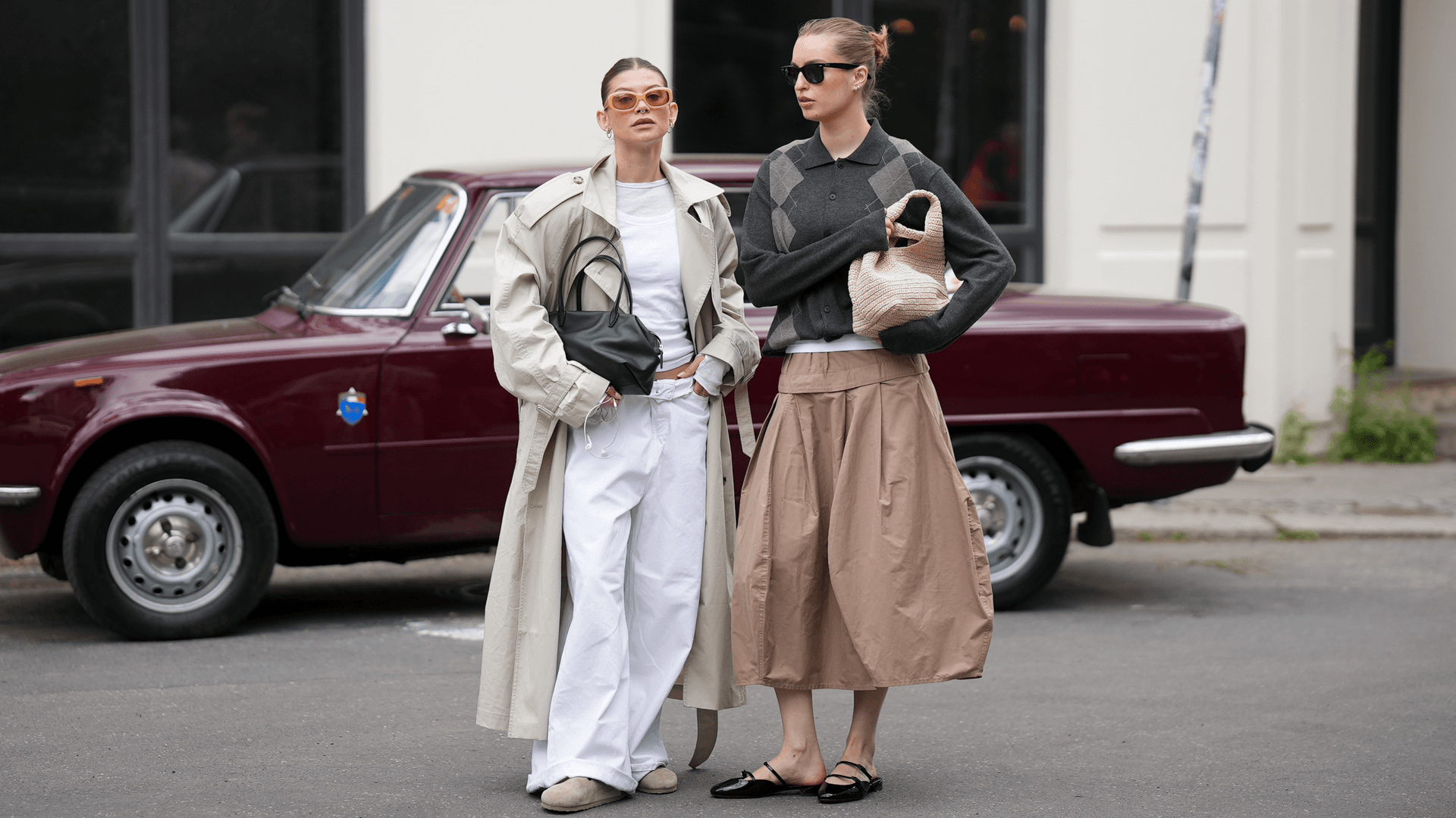 Cotton poplin pants are replacing linen trousers for summer wardrobes