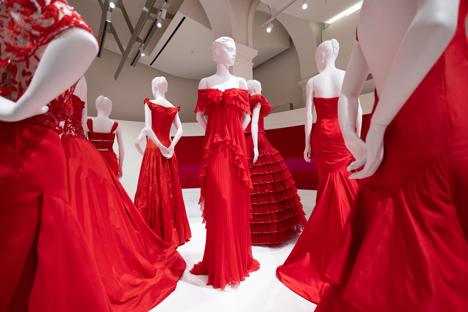 Valentino, architect of crimson glamour and luxury, dies at 93