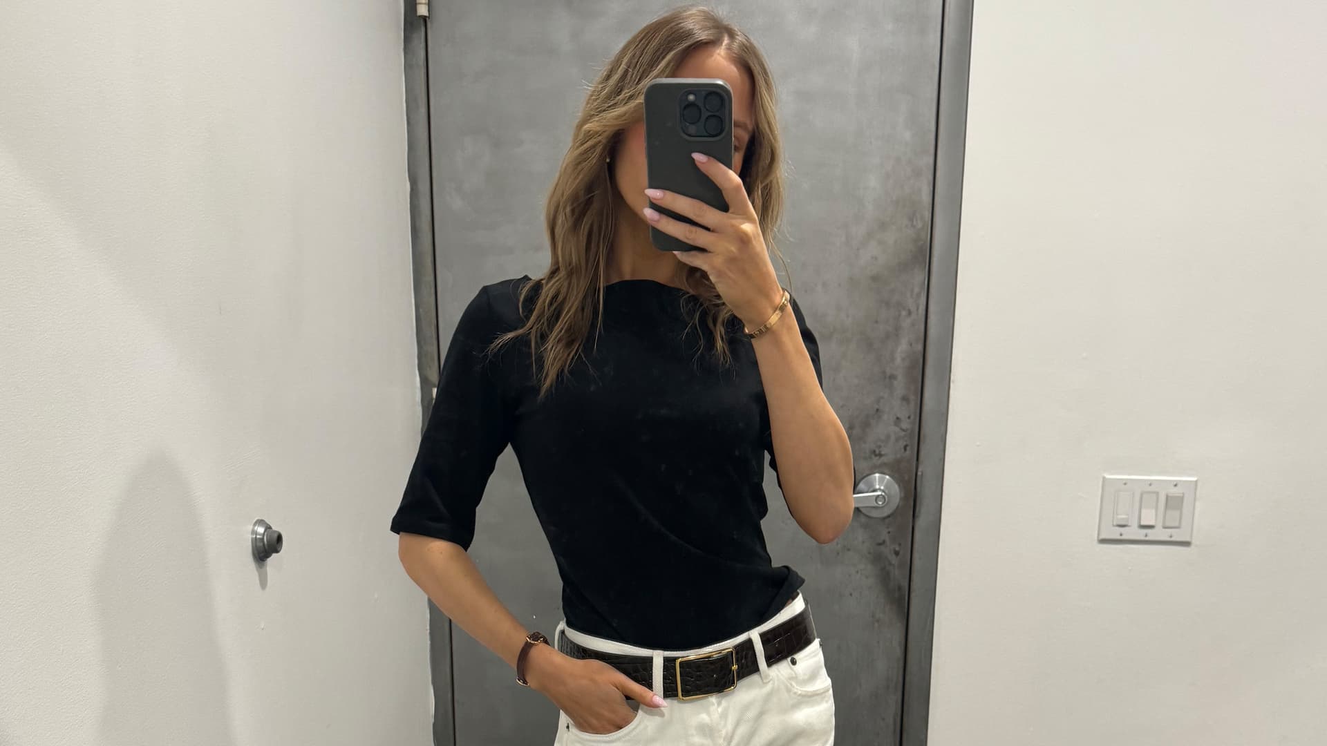 32 Summer Wardrobe Essentials Edited for Petite Frames Under 5'2"