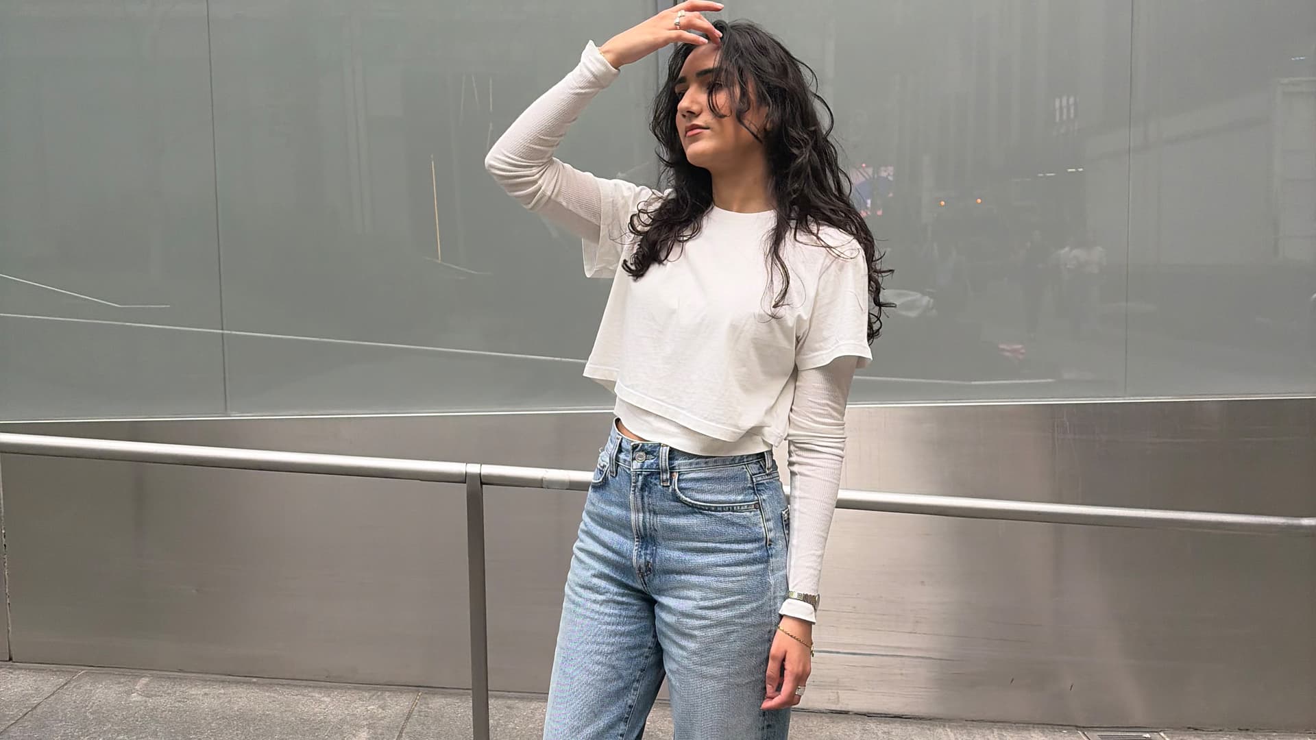 Fashion Editor Makes Agolde’s ’80s Jeans Feel Timeless and Easy