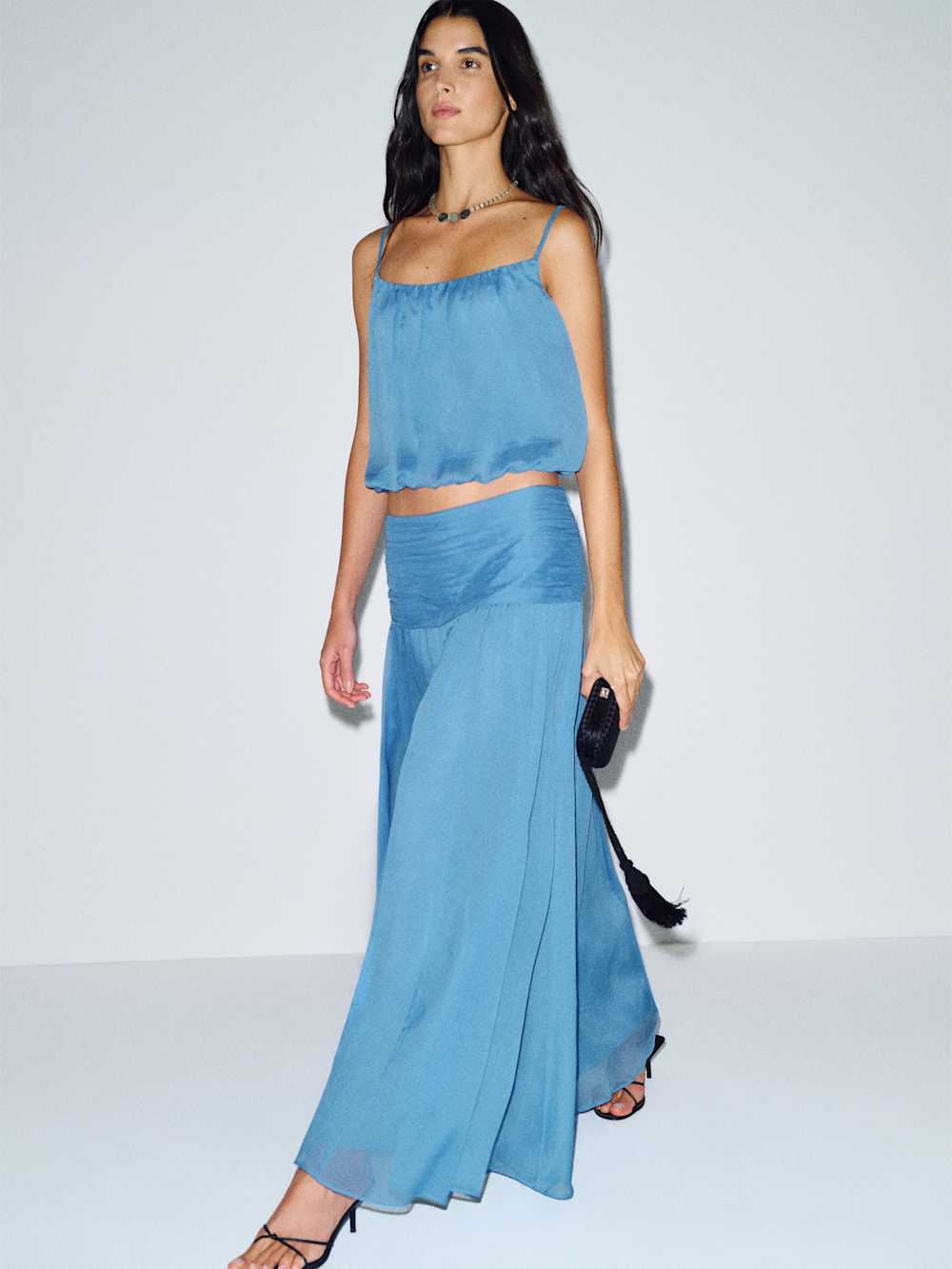 Editor-approved summer gifts span beauty, fashion, and home finds