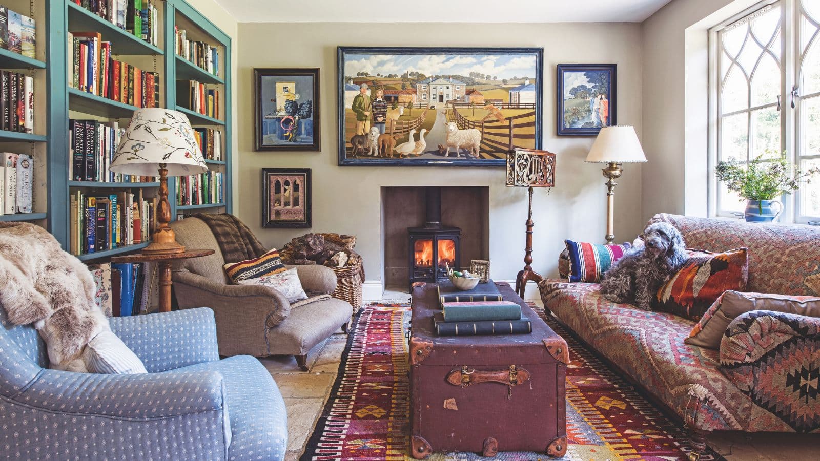Homes & Gardens Spotlights May Antique Fairs Where Vintage Jewelry Surfaces