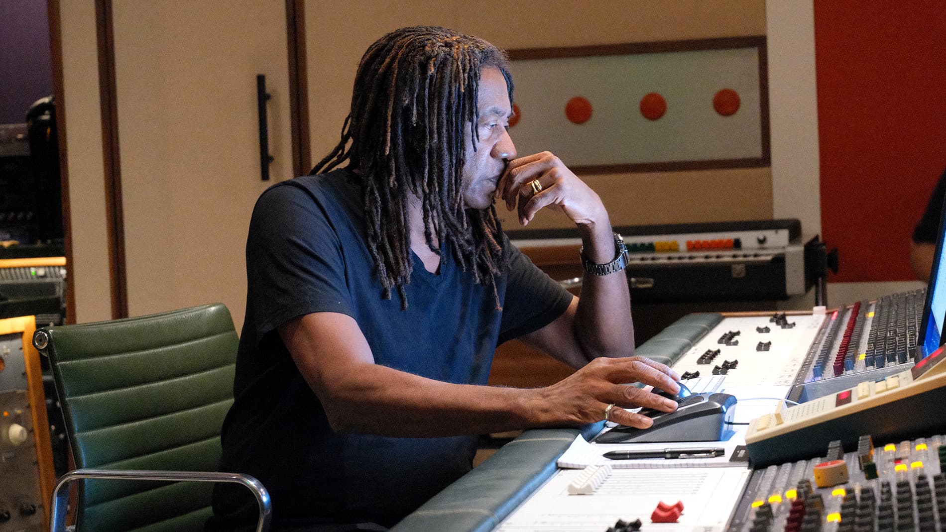 Jimmy Douglass recalls Atlantic Records, where legendary drum grooves were shaped