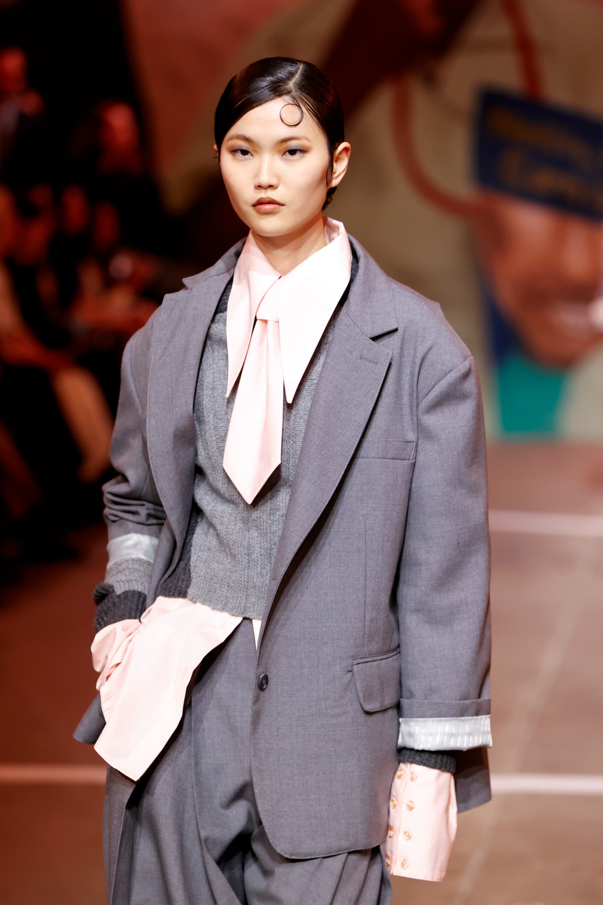 London Fashion Week 2026 reveals wearable trends: clean layering, tonal dressing