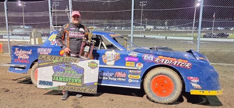Jamestown Speedway opens 2026 season with packed stands, close racing