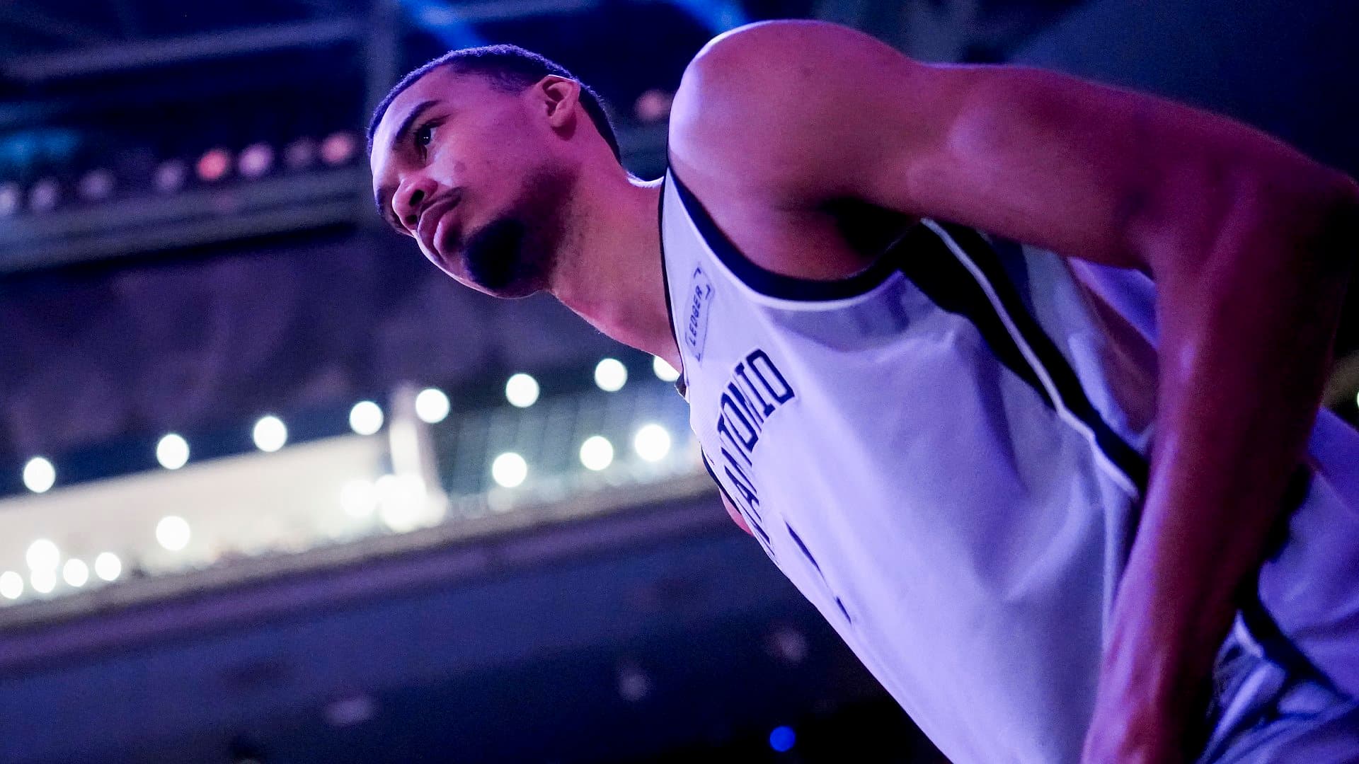 Wembanyama leaves Game 2 with concussion as Spurs fall to Portland