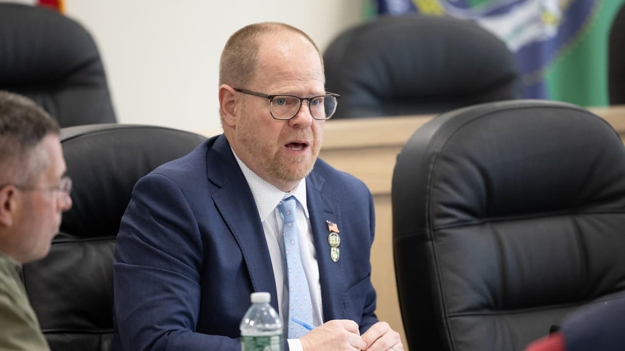 Riverhead board presses Halpin on early retirement incentive plan