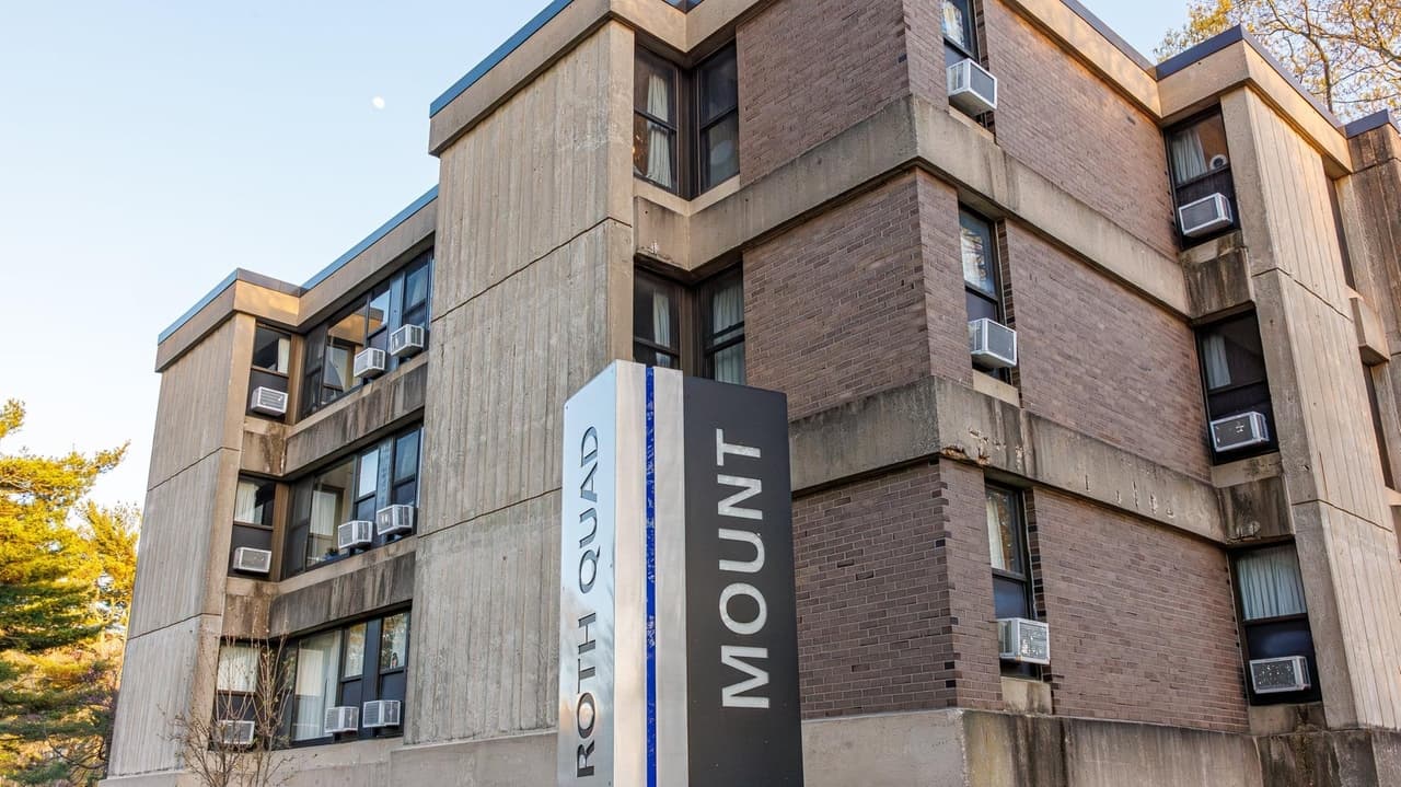 Stony Brook student accused of selling meth from dorm room