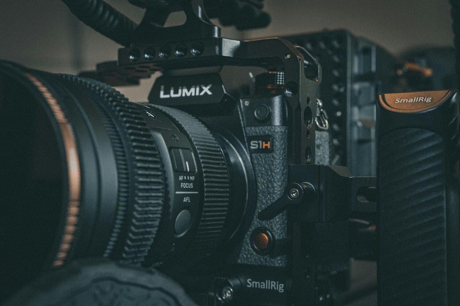 Panasonic Lumix Grabs 10% of Europe's Full-Frame Camera Market in 2025