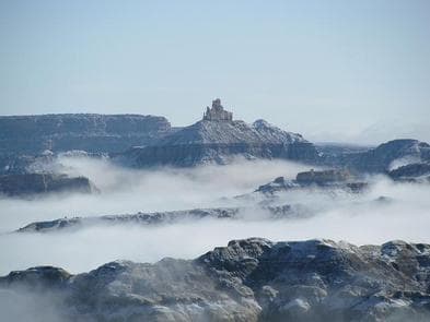 Angel Peak Scenic Area guidance for safe visits supports local tourism
