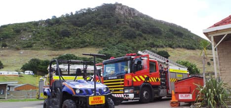 Rescue teams search for survivors after Mauao campground collapse